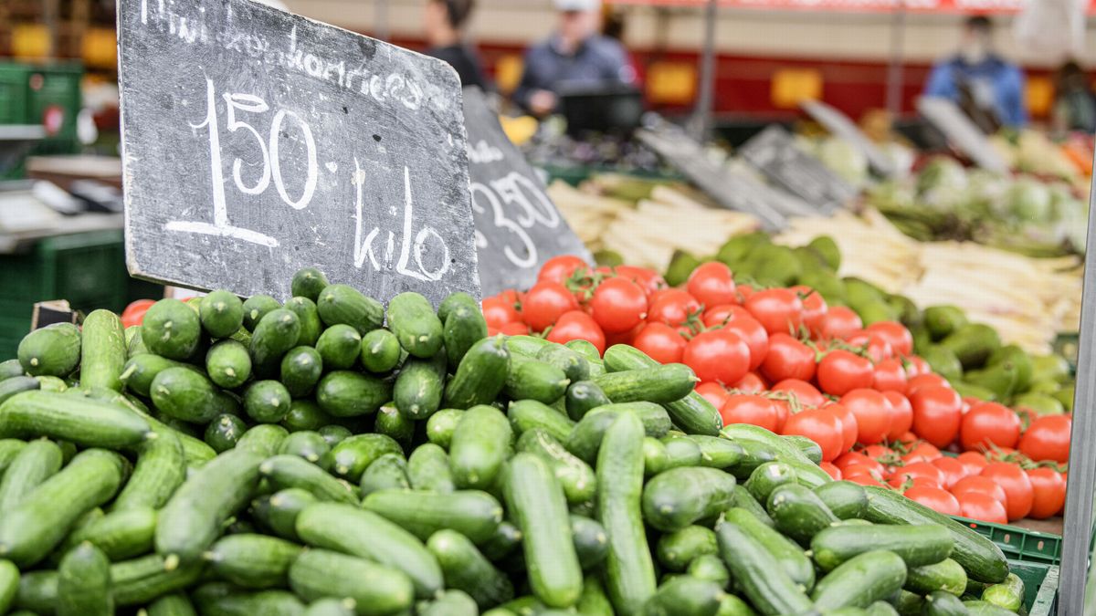Groente- en fruithandelaar die van markt in Assen werd geweerd, stopt er helemaal mee