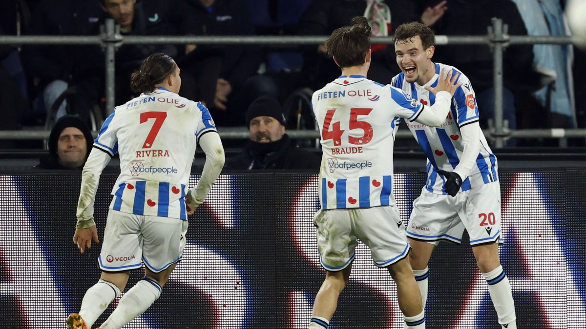 Lees terug: Heerenveen stunt en wint met 2-3 van Feyenoord in De Kuip
