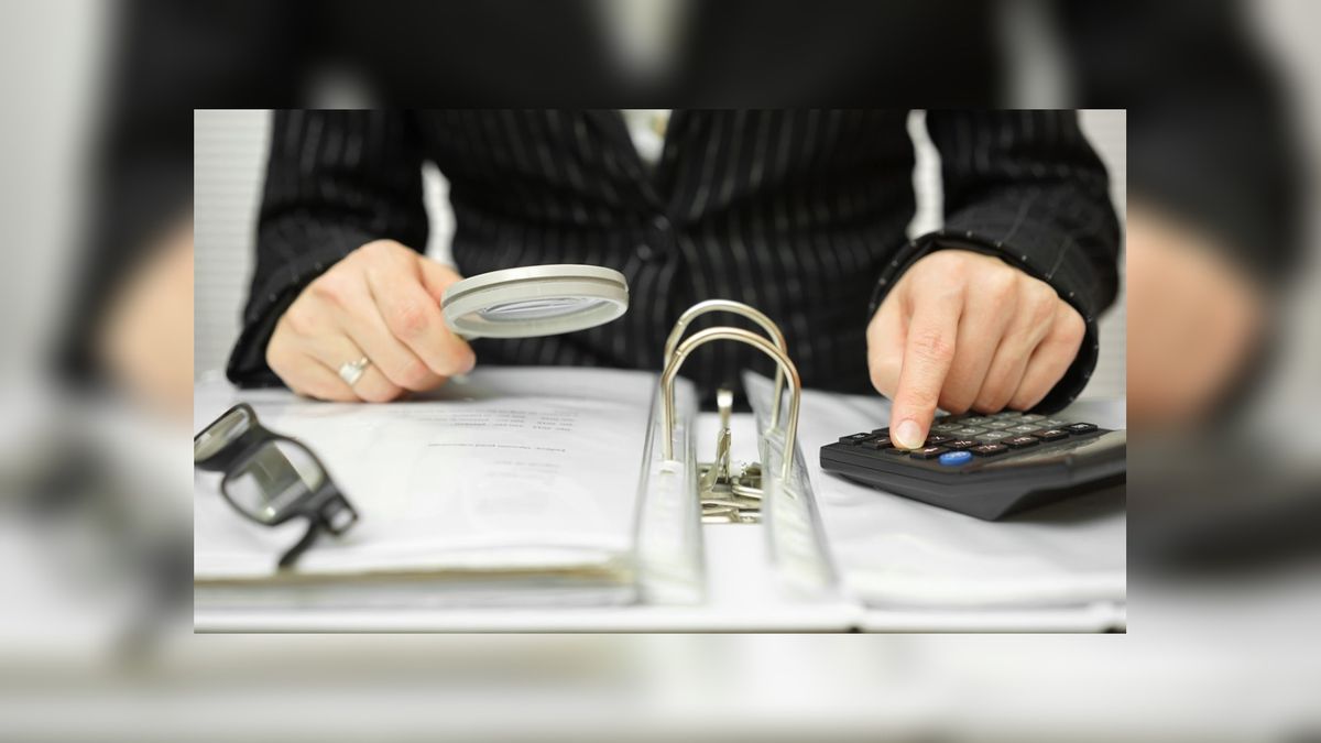 Oud-penningmeester uitvaart vereniging moet werkstraf doen na twee ton fraude