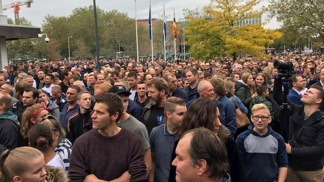 Protestboeren blijven staan tot regels zijn ingetrokken