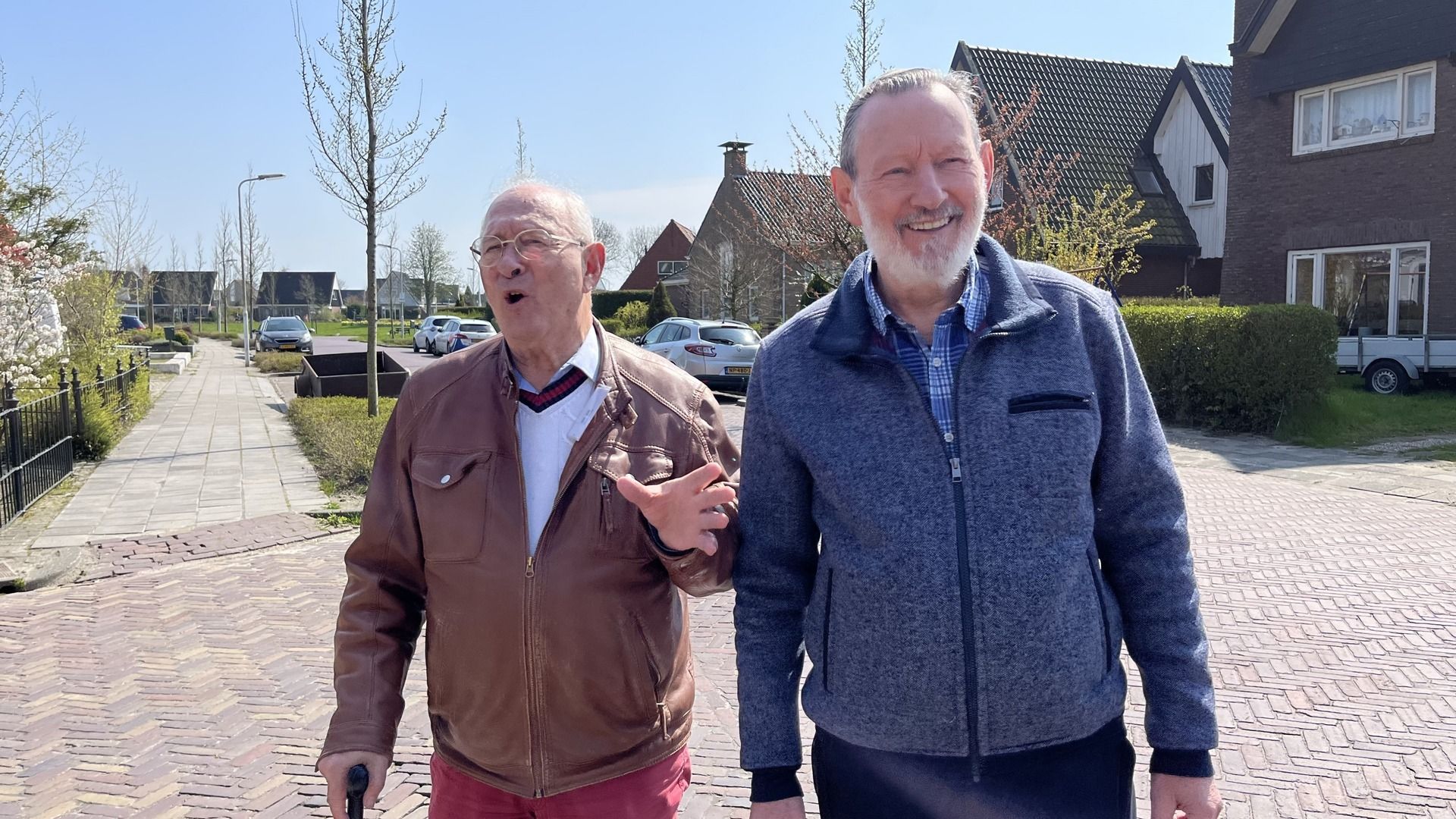 Jaap (rjochts) en Sal Roos werom yn Ferwert