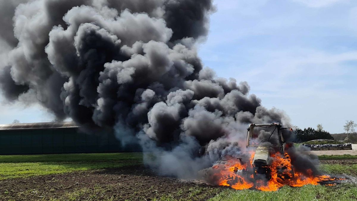 Trekker brandt af bij Tiendeveen