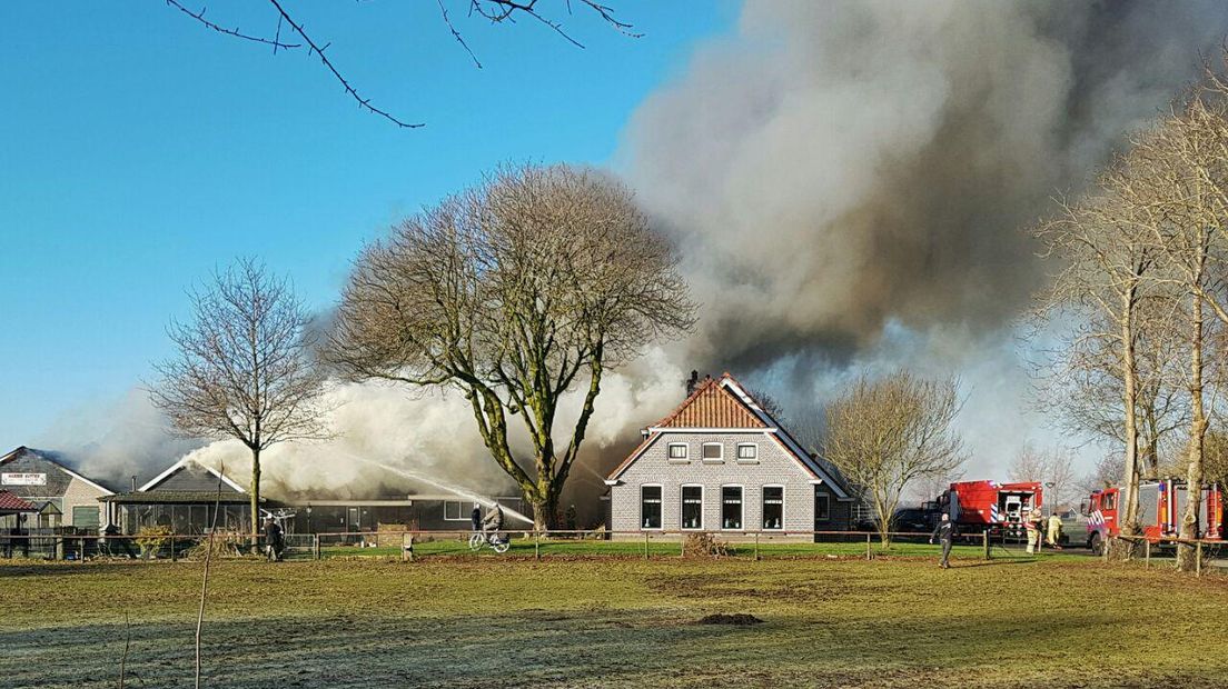 Volgens de VRD ging het om een zeer grote brand (Rechten: Persbureau Meter)