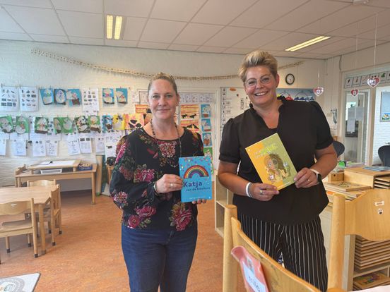 Elimmer schooljuffen Katja en Marloes brengen eerste boek uit: 'Ik vond het zó spannend'
