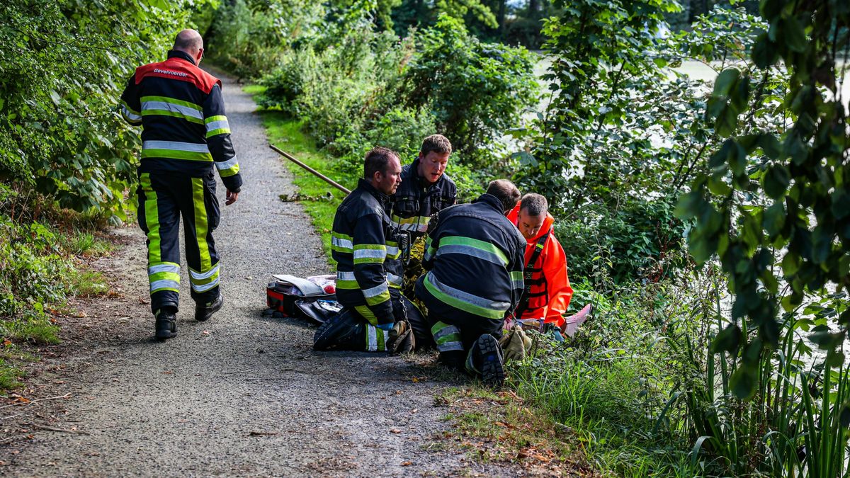 Vrouw in rolstoel raakt te water in Joure | Slachtoffer (18) ongeluk Blije overleden