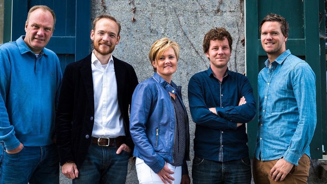 De ChristenUnie in Arnhem, in het midden Addy Plieger