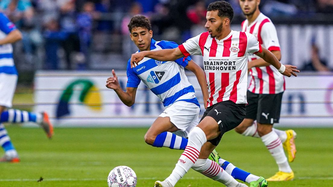 Doudah van Jong PSV kwam in actie tegen PEC Zwolle vorige week