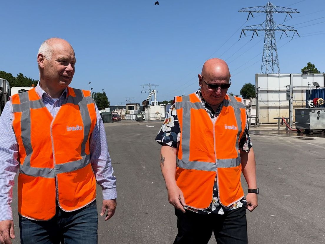 André Hertog (links) en Hans Esbach (rechts) zijn genomineerd voor de Taalheldenprijs