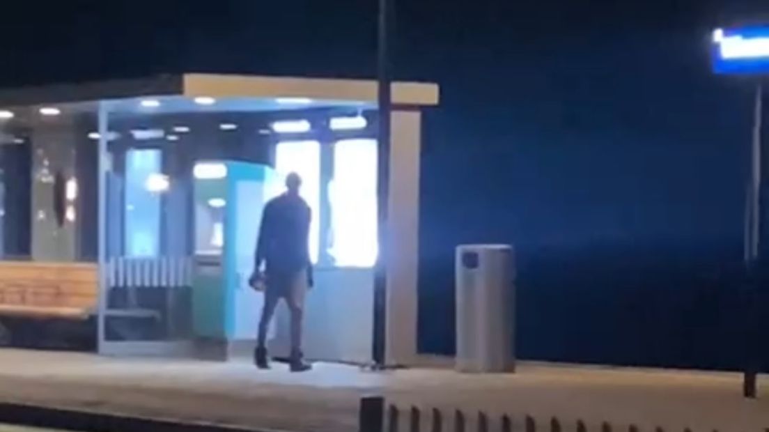 De vernielzuchtige man op station Winsum