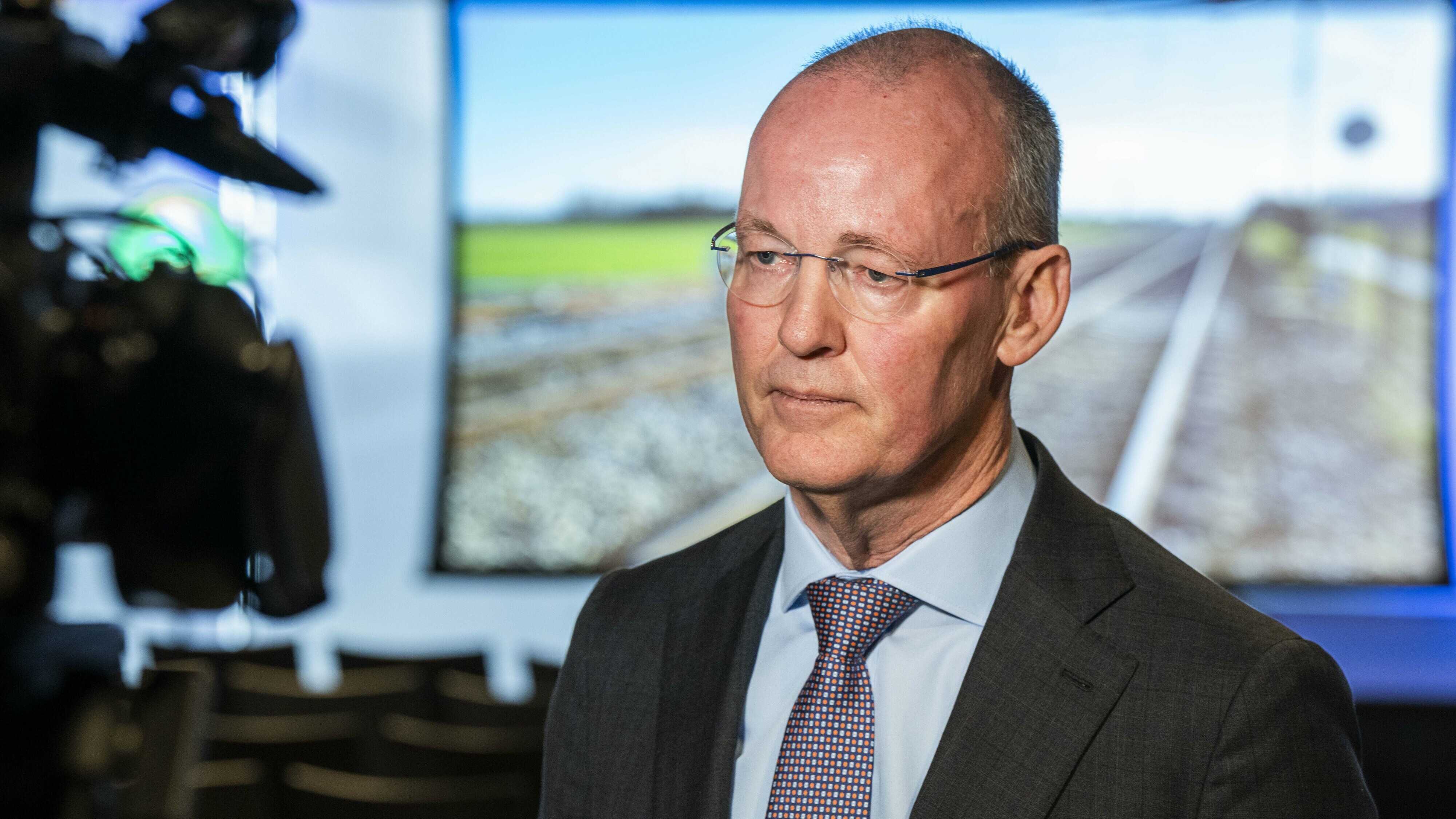 Lelylijn staat niet in coalitieakkoord, maar 'Rijk moet er jaarlijks 400 miljoen voor sparen'