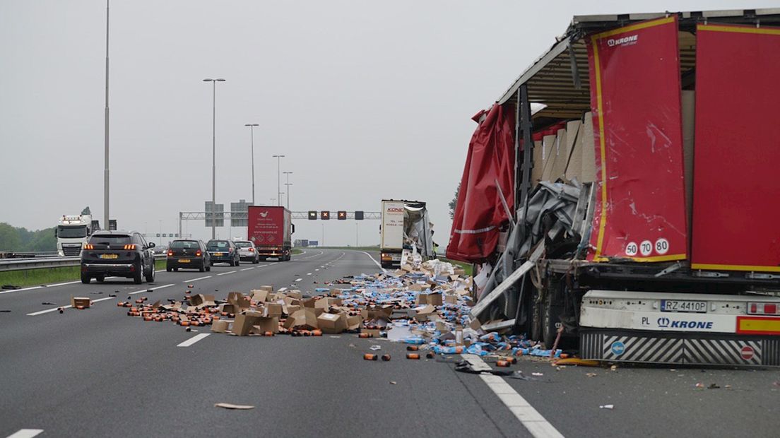 Lading op de A1 bij Deventer