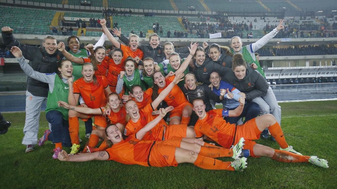 Nederlands vrouwenelftal plaatst zich voor WK