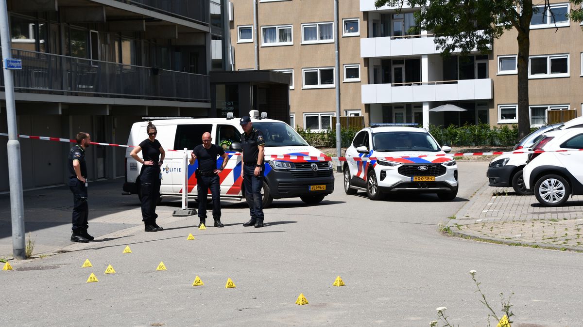 Zwaargewonde man gevonden in Middelburg, politie doet sporenonderzoek