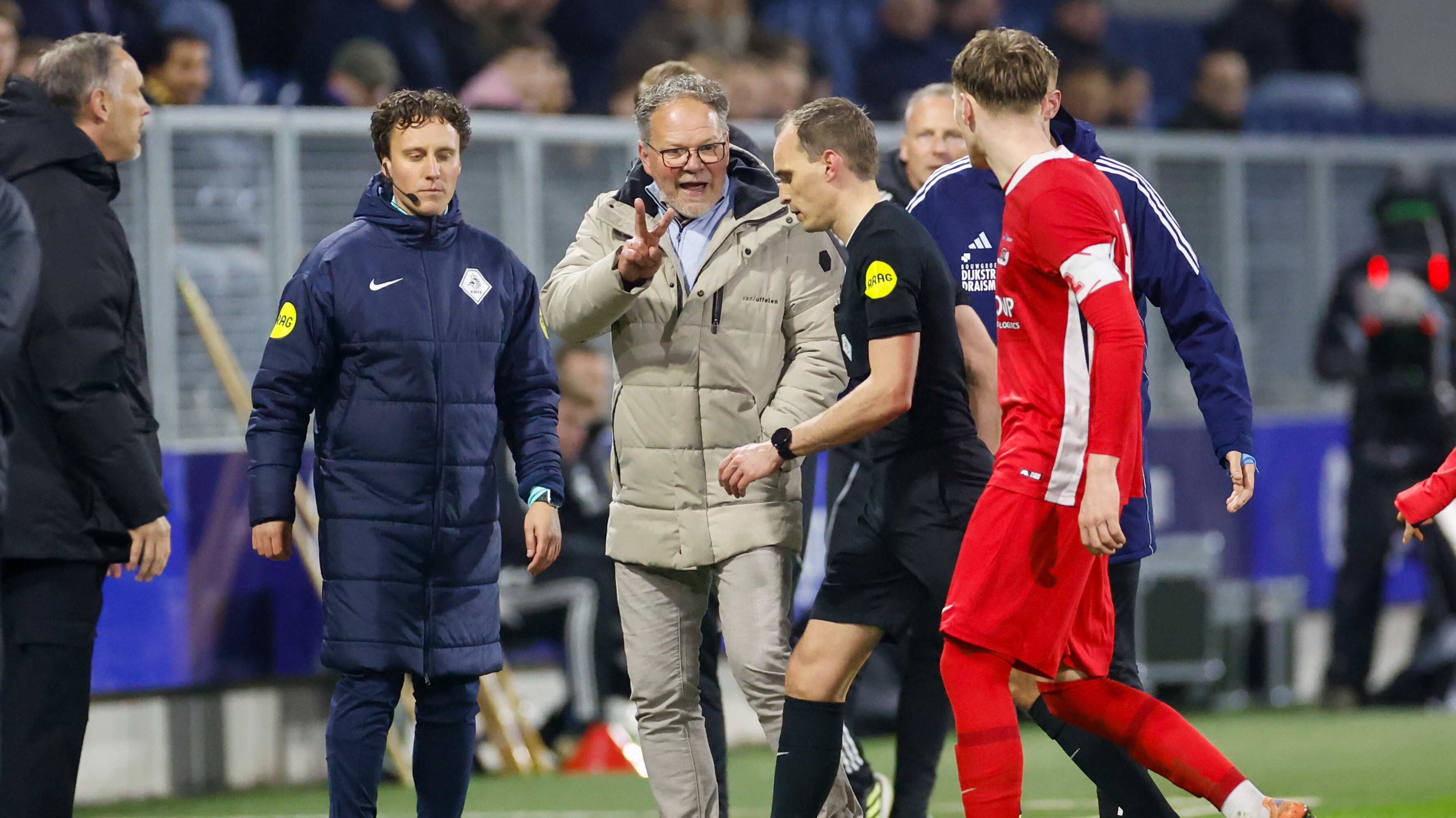 Lês werom: SC Cambuur kin promoasje dit wykein ferjitte nei gaoatyske slotfaze tsjin Jong AZ (3-4)