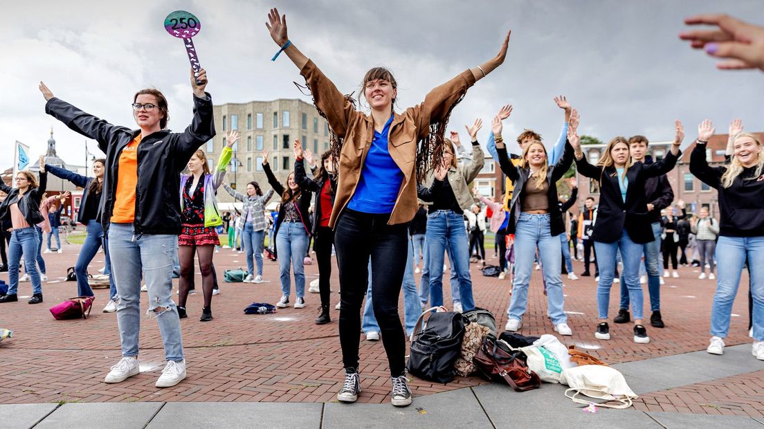 In Leiden waren veel aankomende studenten op de been