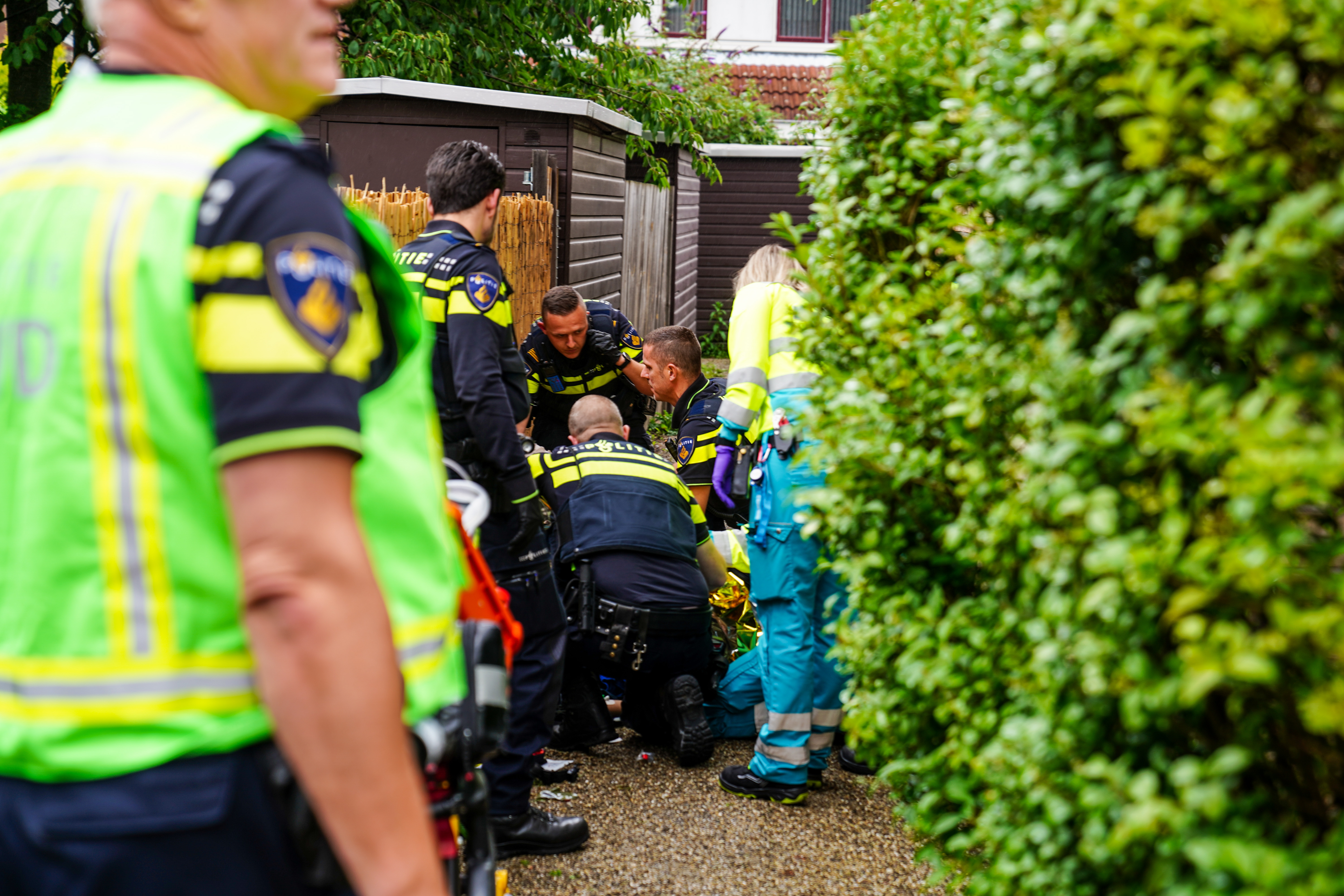 Zwaargewonde Jongen (14) Bij Steekpartij Rotterdam-Zuid, 13-jarige ...