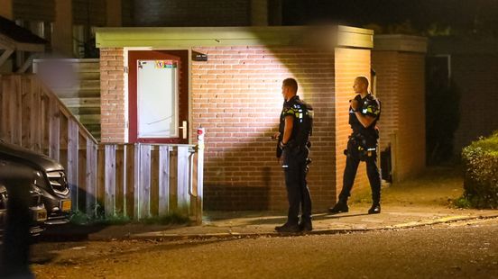 Mogelijke schietpartij • man mee na ongeval. Mogelijke schietpartij • man mee na ongeval.