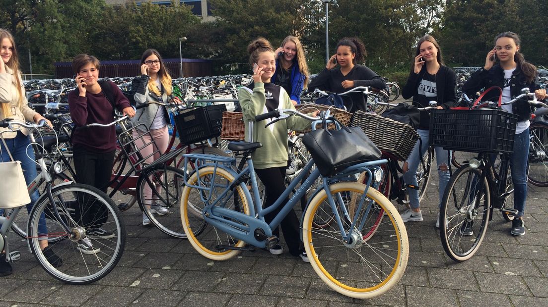 Film tegen gebruik van mobieltje op fiets