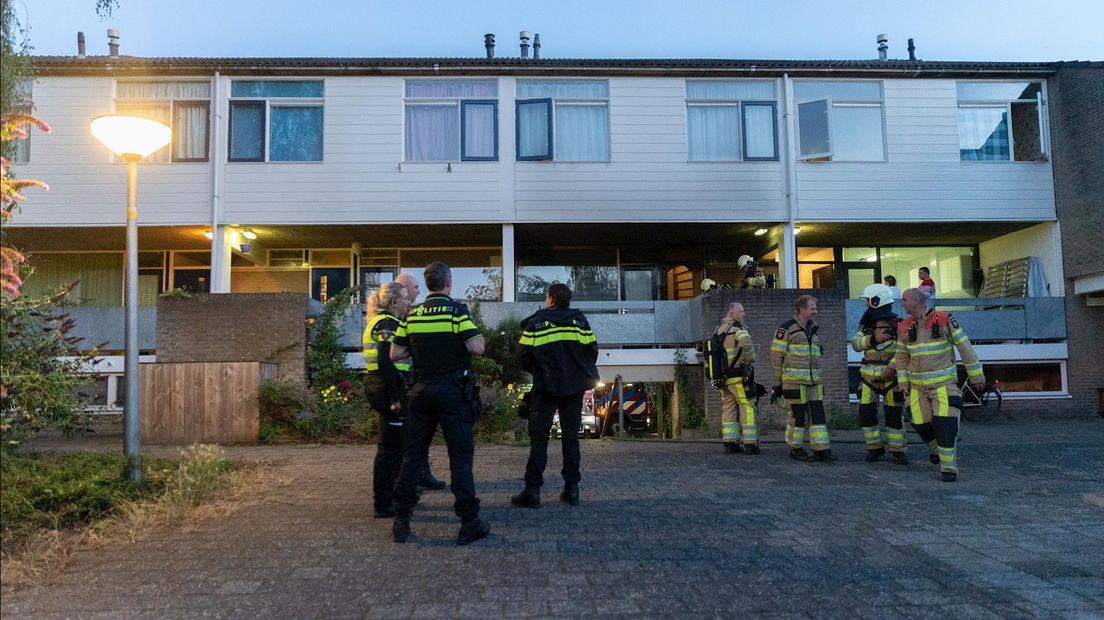 Politie houdt man aan na brand bij woning in Deventer