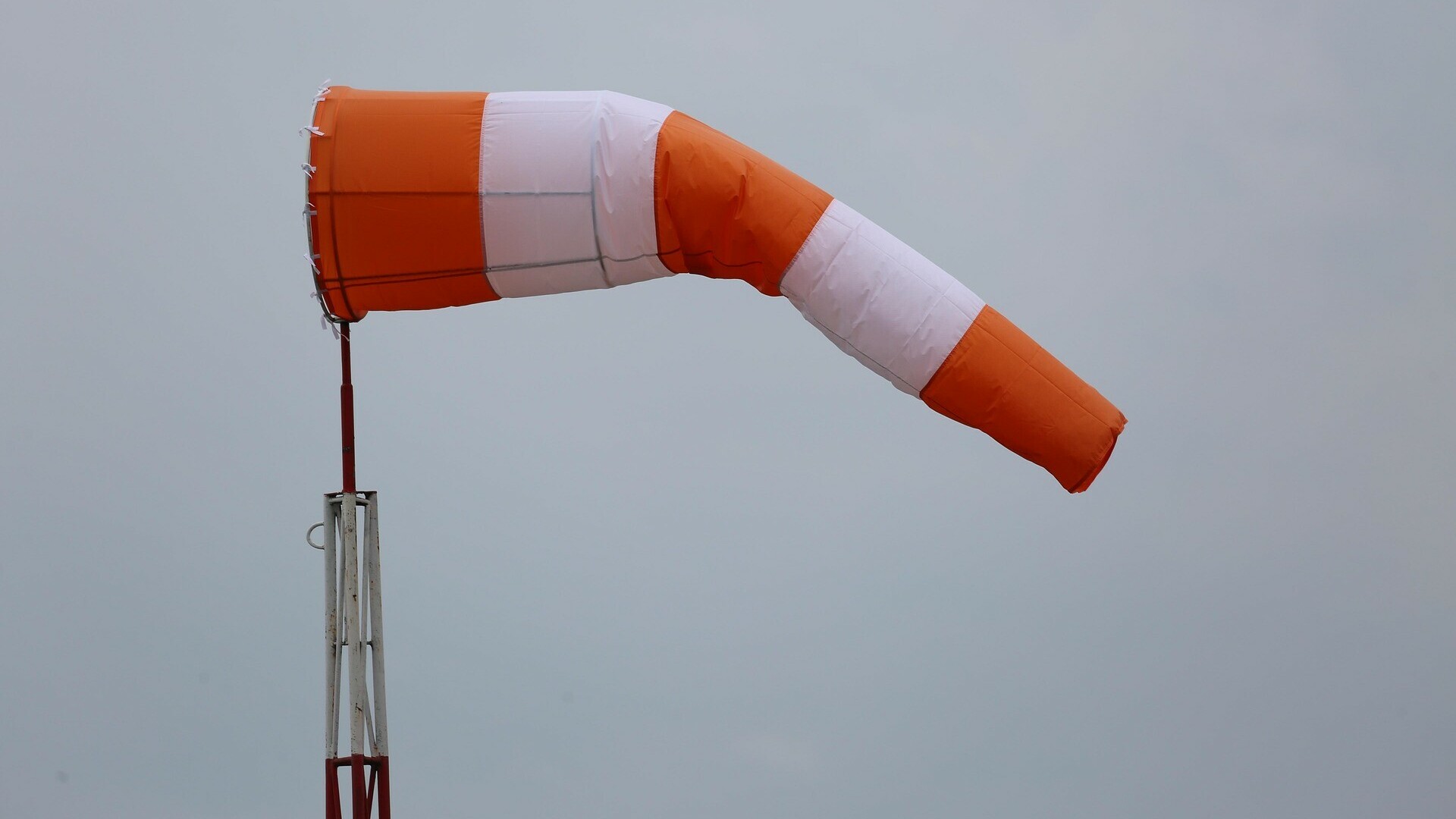 Code geel voor zware windstoten komende nacht