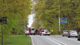 Gewonde bekneld na botsing • zoveelste autobrand zelfde straat