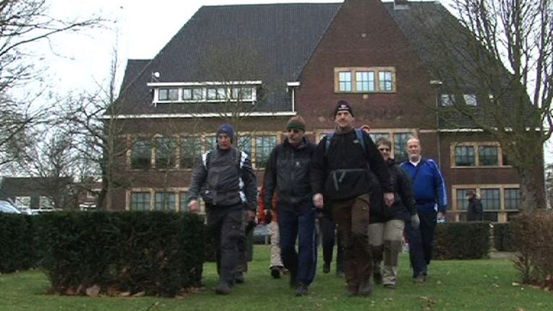 Wandelaars Westerborkpad in Zwolle