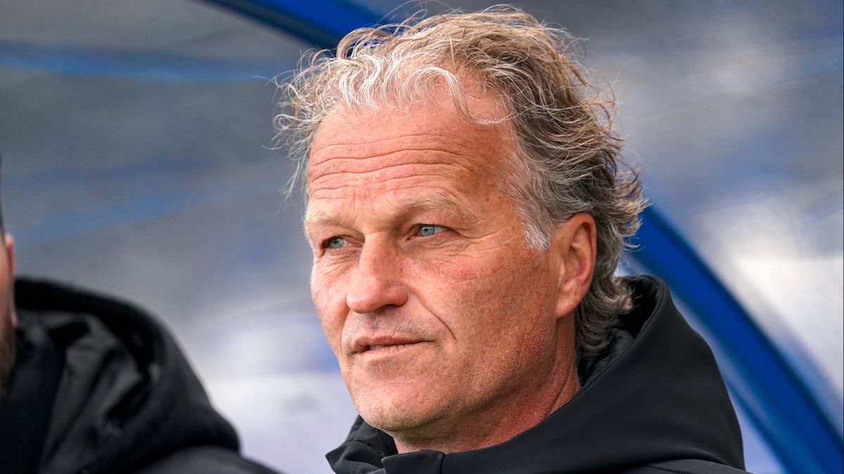 Transferproat vrouwen: Gert Peter de Gunst nieuwe hoofdtrainer PEC Zwolle Vrouwen