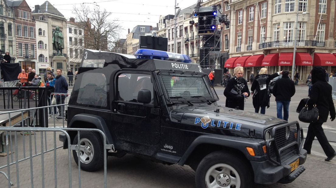 Jeep van de Haagse Mobiele Eenheid