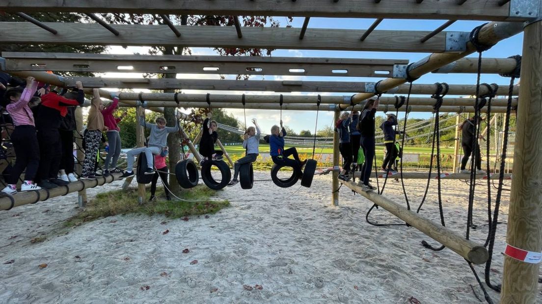 De hindernisbaan op het sportpark in Boerakker