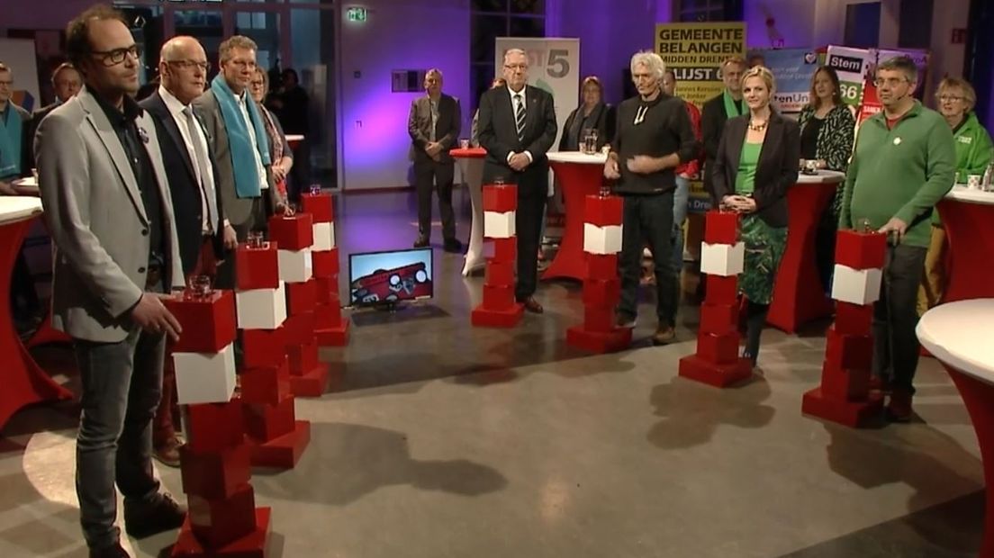 De lijsttrekkers van  Midden-Drenthe bij Drenthe Kiest in debat (Rechten: RTV Drenthe)