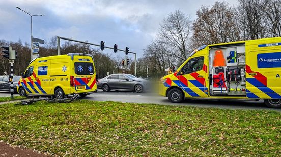 Fietsers aangereden in Hengelo | Ruzie tijdens taxirit bij Staphorst. Fietsers aangereden in Hengelo | Ruzie tijdens taxirit bij Staphorst.
