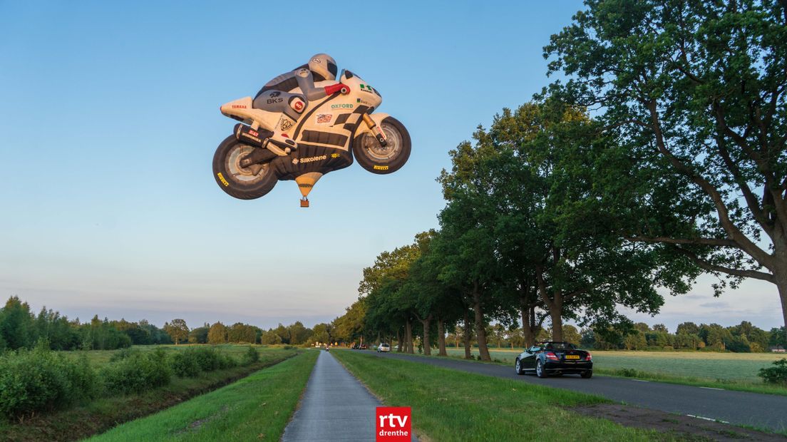 De Superbike is 47 meter breed en 37 meter hoog (Rechten: RTV Drenthe/Kim Stellingwerf)
