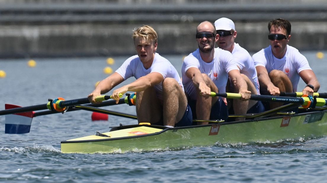 Nelson Ritsema, Sander de Graaf, Boudewijn Roell en Jan van der Bij in Tokio