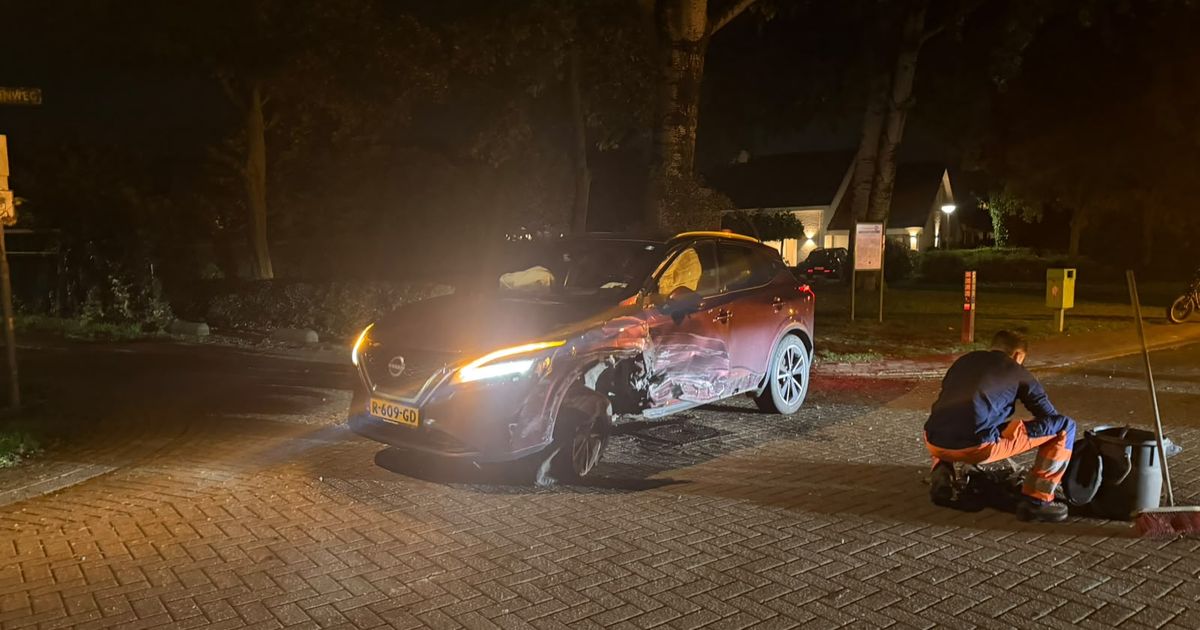 Drie gewonden bij botsing tussen twee auto's in Maastricht, twee naar ziekenhuis