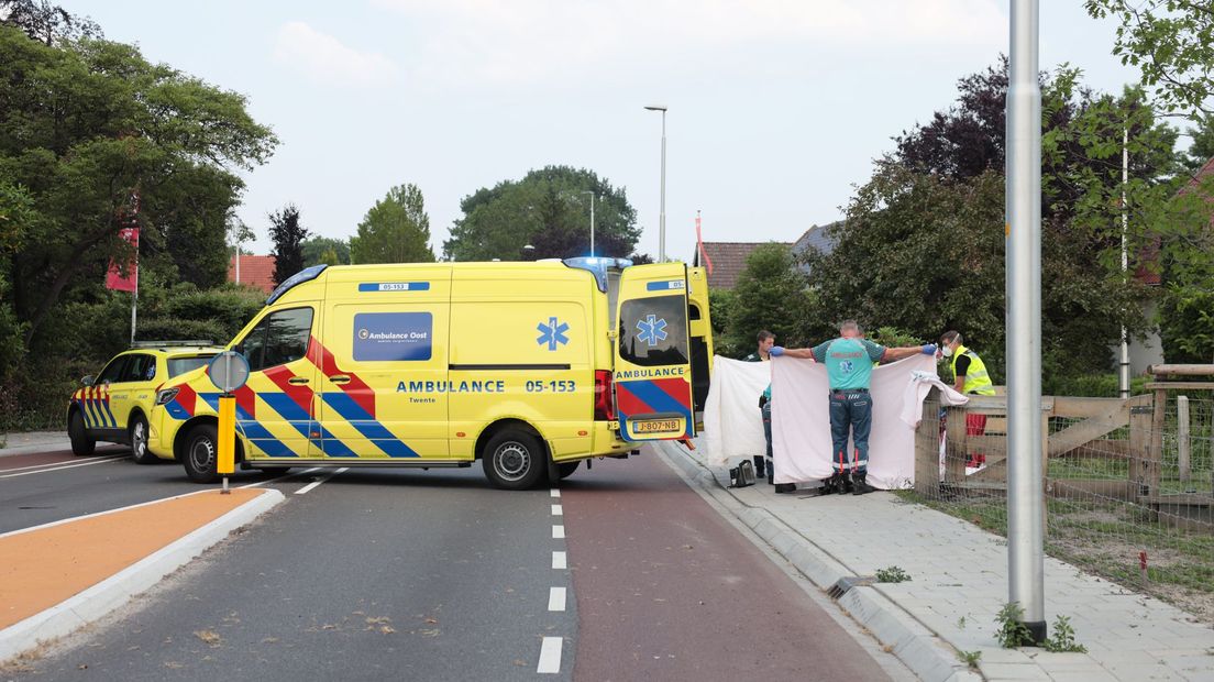 Fietser zwaargewond bij verkeersongeluk in Den Ham