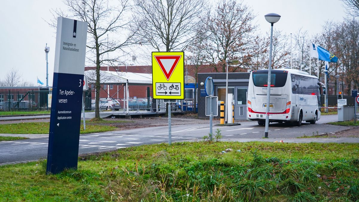 Aantal asielzoekers in Ter Apel na twee weken weer te hoog