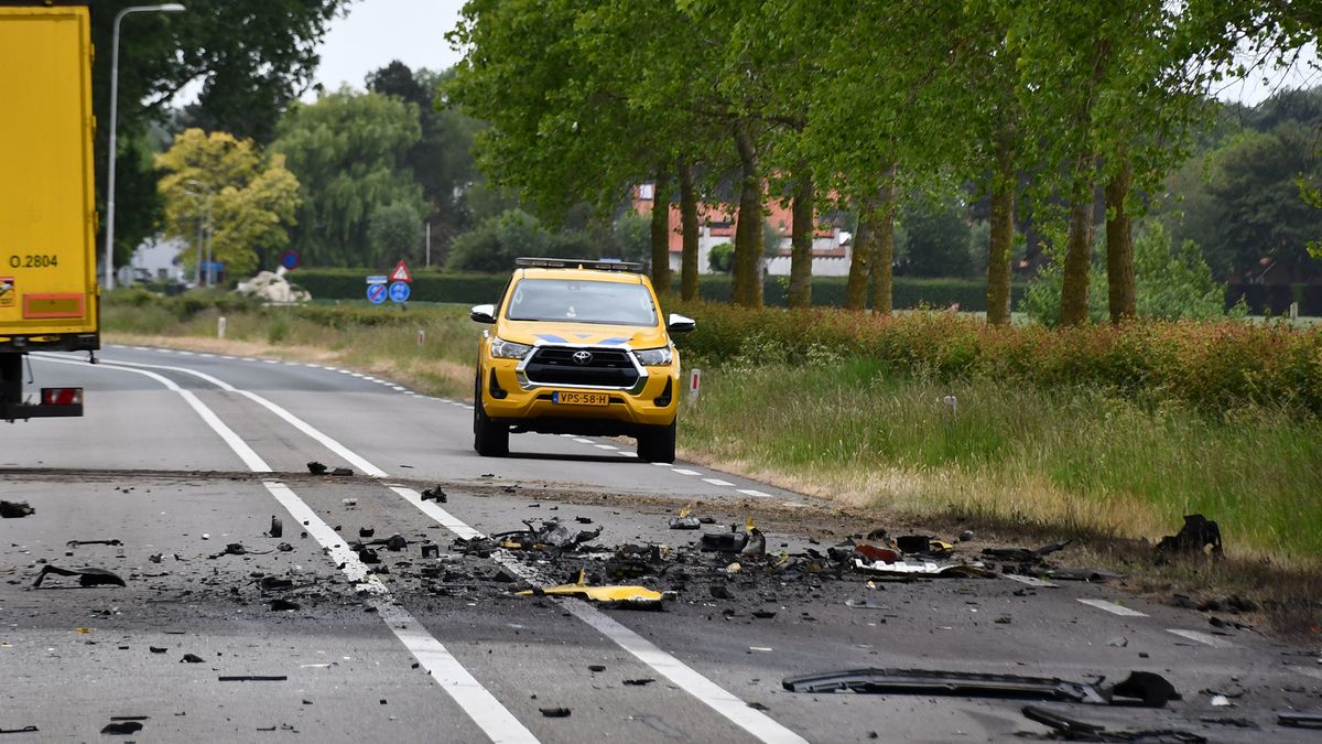 Slachtoffer dodelijk ongeluk bij Sluis is 31-jarige man, weg tot eind van de middag dicht