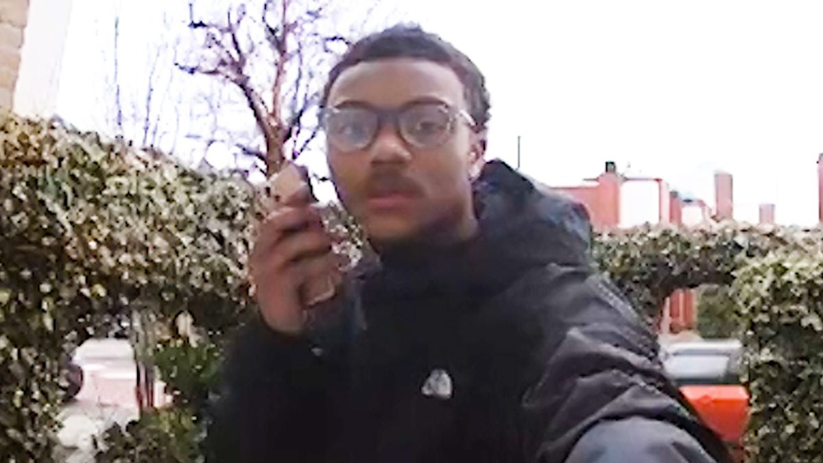 Nep-bankmedewerker haalt pasjes op en steelt 2400 euro: 'Het is allemaal geregeld'