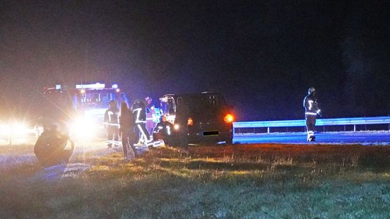 Gewonden bij ongeluk met meerdere autos op N33 bij Deurze. Gewonden bij ongeluk met meerdere autos op N33 bij Deurze.