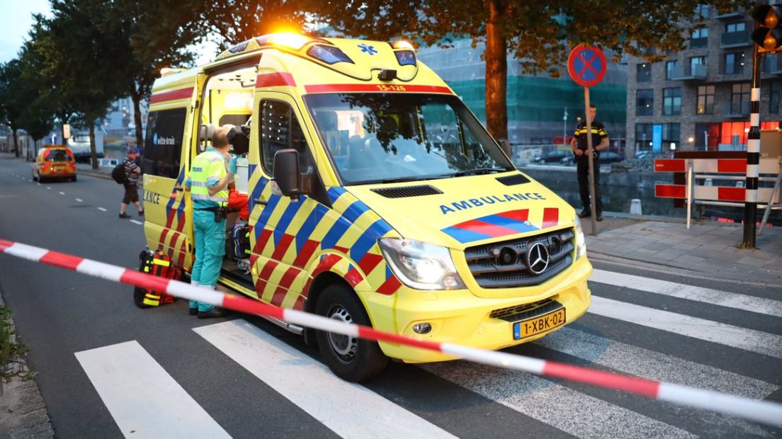 Ambulance bij ongeval in Den Haag I
