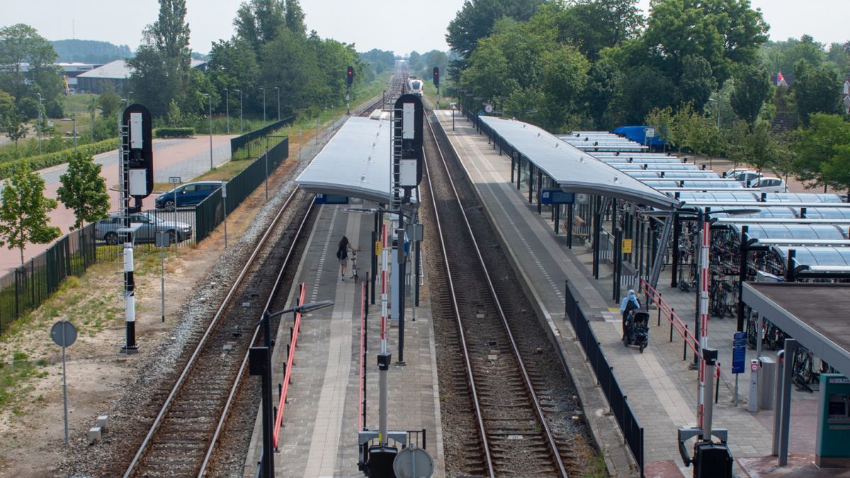 Buitenpost gewaarschuwd voor geluidsoverlast: ProRail slijpt 's nachts het spoor