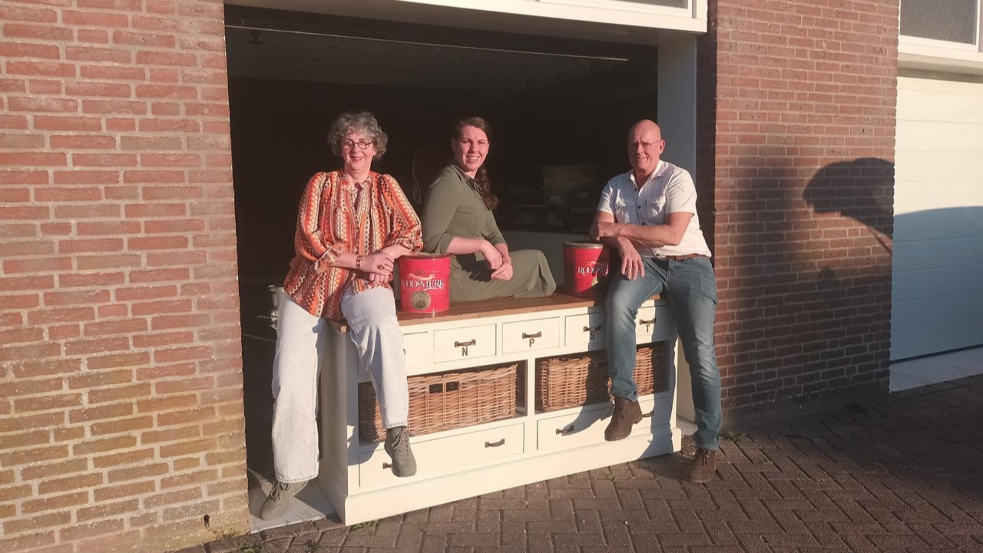 De initiatiefnemers van de winkel, vlnr: Corine Soldaat, Lianne Smit en Cornelis van Eck.