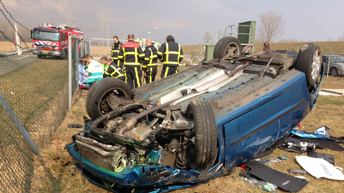 Bestuurder gewond bij ongeval Beegden