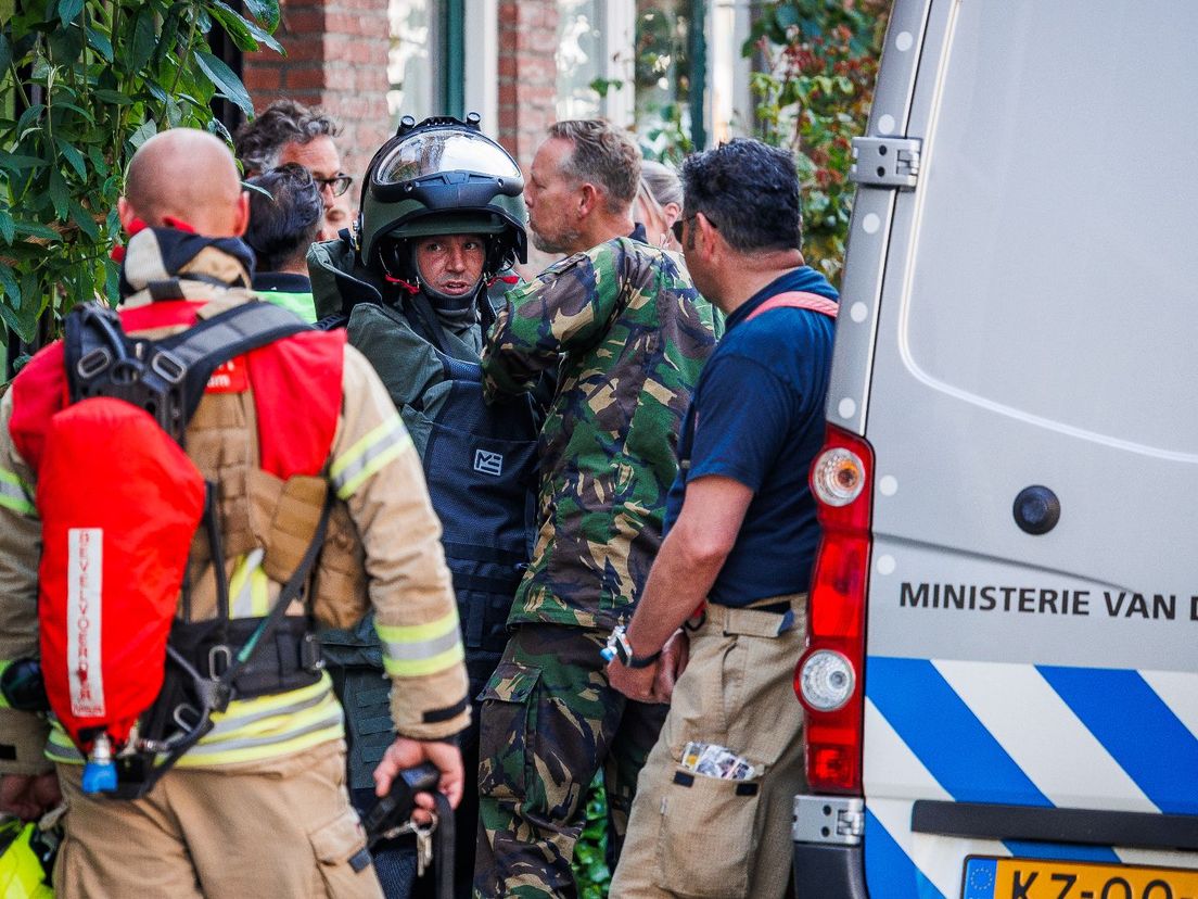 De explosieve opruimingsdienst is ter plaatse