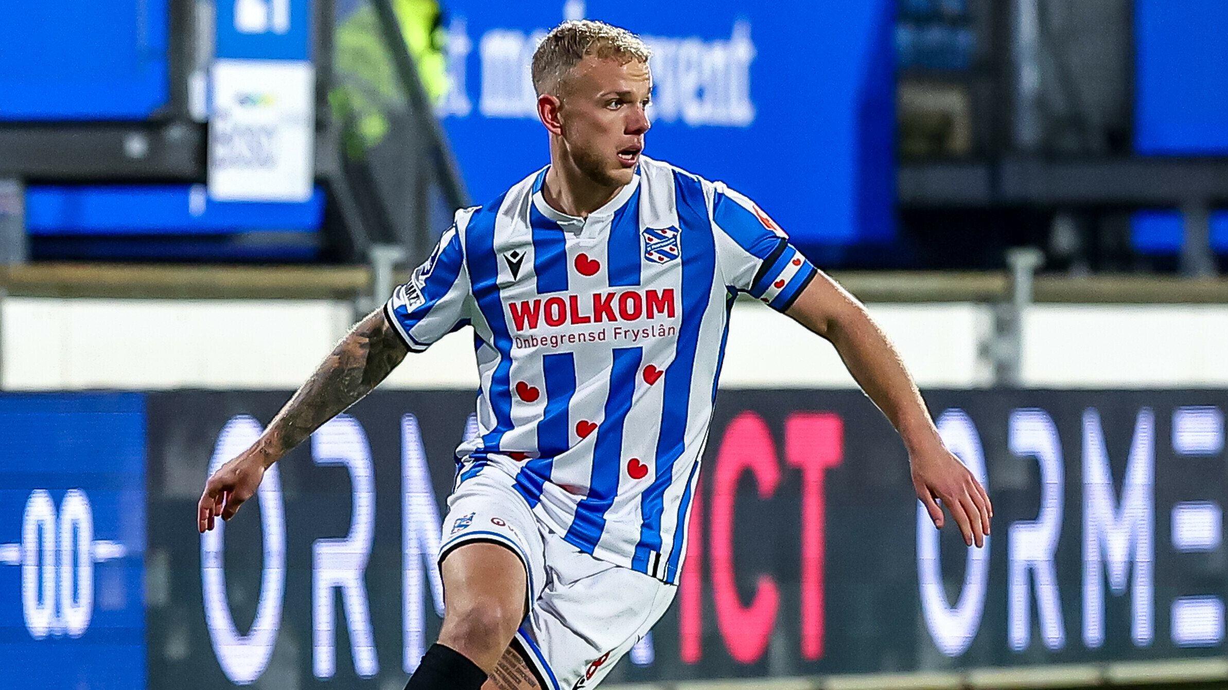 Luuk Brouwers wer yn de basis tsjin Excelsior