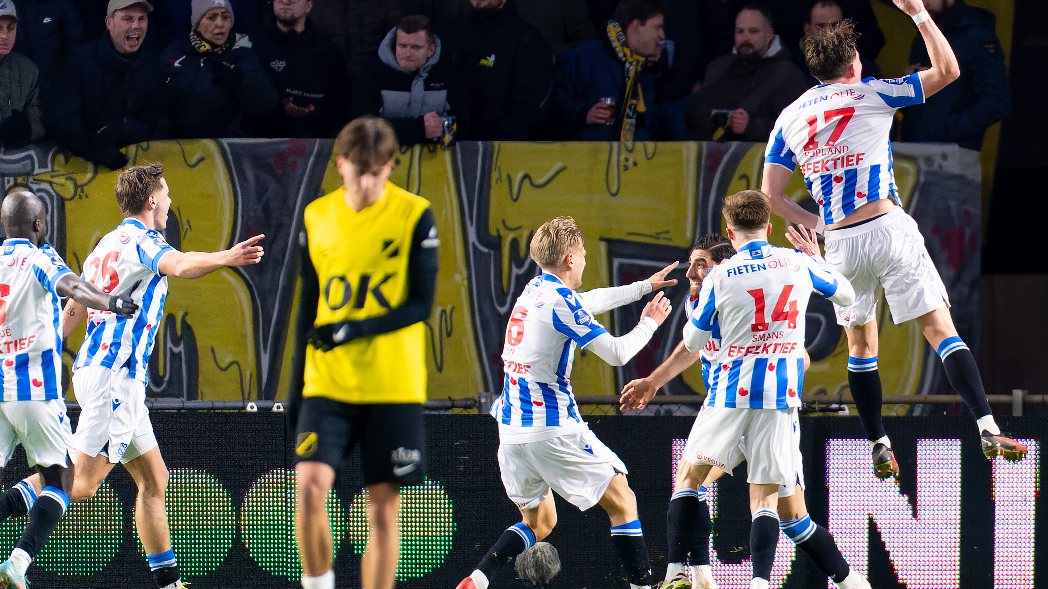 sc Hearrenfean oerlibbet en pakt winst yn Breda | LDODK ferliest fan Blauw-Wit