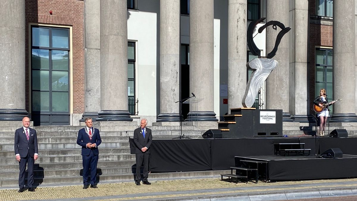 Een sobere Bevrijdingsdag in Fryslân. Hoe zag dat eruit? - Omrop Fryslân