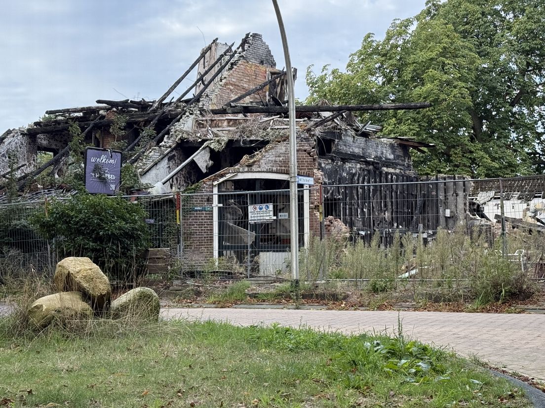 Coevorden verhoogt druk om puin 't Hunebed in Sleen op te ruimen