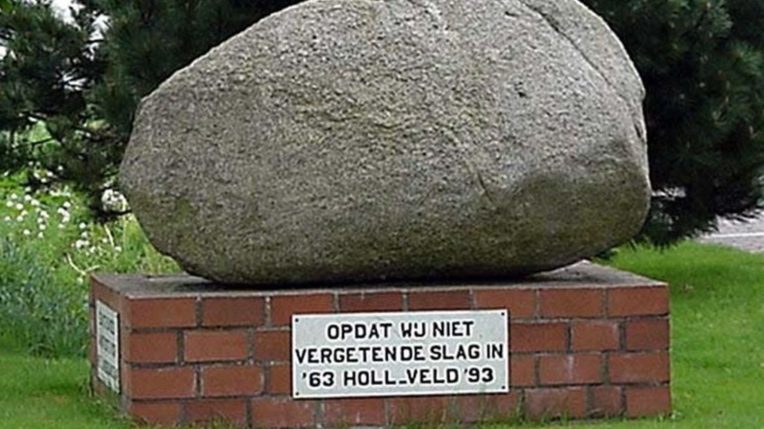 De steen des aanstoots, Hollandscheveld