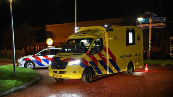 112-nieuws: Auto's botsen op kruising in Scheemda